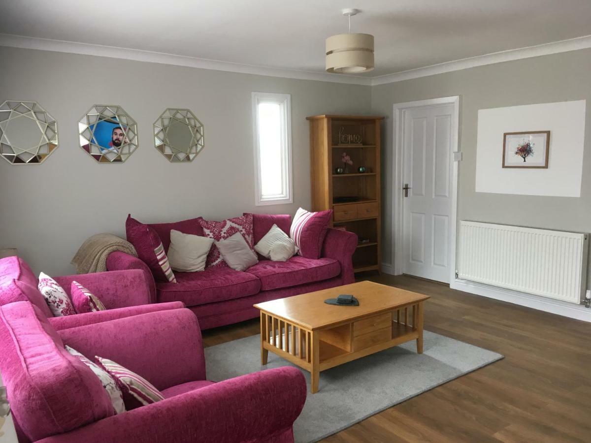 Cwtch Y Coetir Villa Swansea Esterno foto